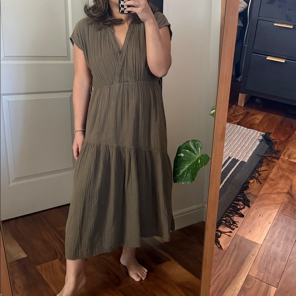 Xirena Gauze Drue Midi Dress. Size XS run big *** missing belt *** - Picture 12 of 12